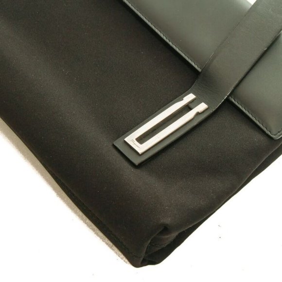 Authentic Salvatore Ferragamo Nylon black shoulder bag - Picture 7 of 12